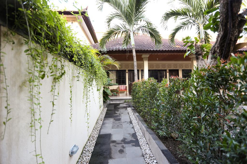 Sari Indah Cottages Kuta Lombok Exteriör bild